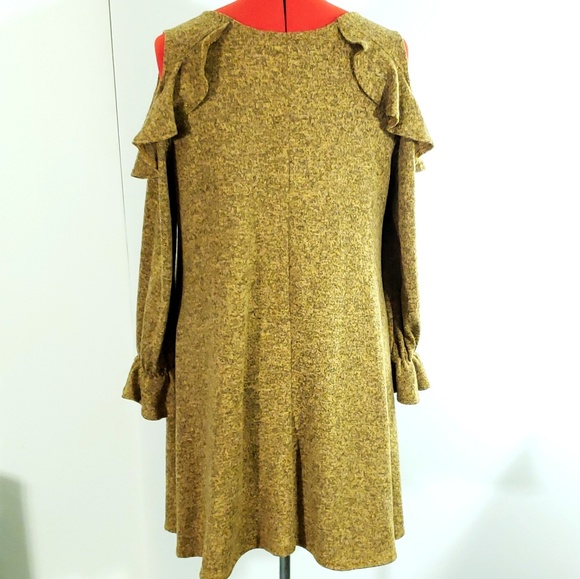 NWOT Spin Plus Size Cold Shoulder Dress - 1X - Picture 4 of 5